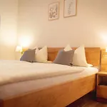 Bio-hotel Melter